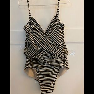 Merona xl one piece bathing suit